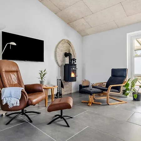 3 Bedroom Beautiful In *